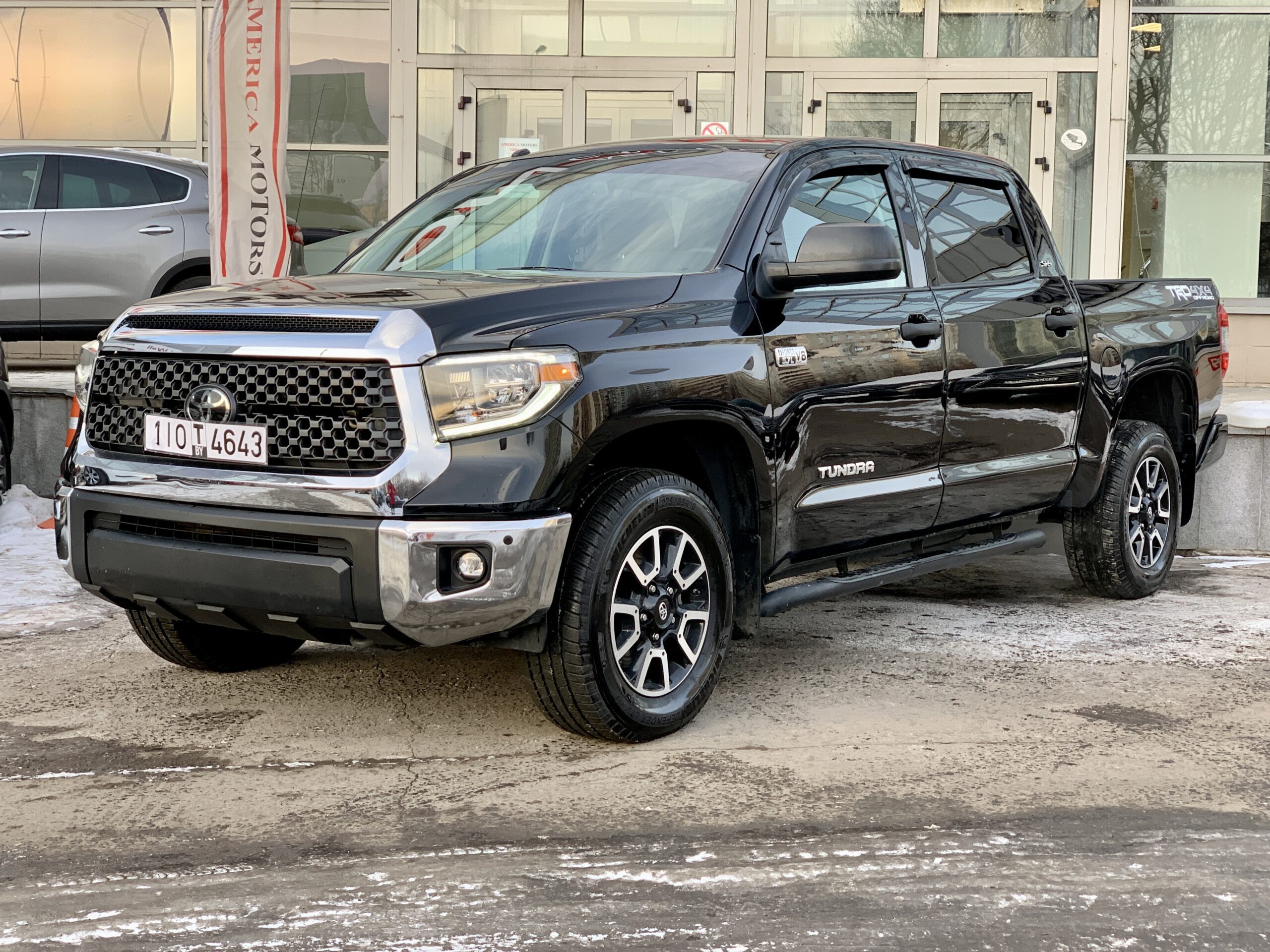 Toyota Tundra 2022 из США с пробегом 8660 км - $ 57500